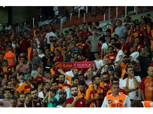 TFF Süper Kupa: Galatasaray: 0 - Akhisarspor: 1 (İlk yarı)