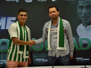 Paolo Hurtado, Atiker Konyaspor’a imzayı attı