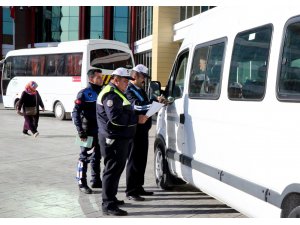 Büyükşehir’den okul servis araçlarına denetim