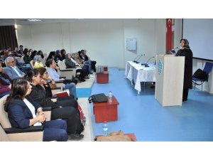 NEÜ’de toplumsal cinsiyet okumaları semineri