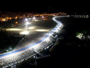 Beyşehir Gölü sahil şeridi aydınlatıldı