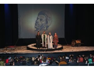 “Bir Yunus Hikayesi-Kumdan Şehir” İzleyiciyle Buluştu