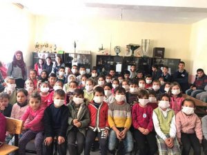 Kulu’da Öğrenciler Lösemili Çocuklara Destek İçin Maske Taktı