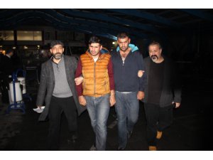 Konya’da alacağını silah zoruyla istediği iddia edilen iki kardeş yakalandı