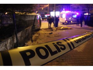 Göreve giden polis aracı ile otomobil çarpıştı:1 şehit, 4 yaralı