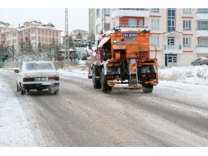 Beyşehir Belediyesinin kar mesaisi başladı