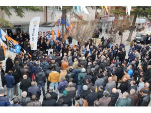 Başkan Altay, Sarayönü ilçesinde vatandaşlarla buluştu