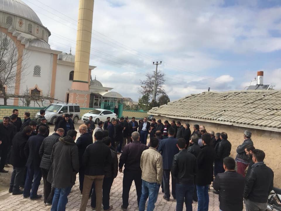 Tol'da vatandaşlarla buluşan Zavlak'tan gençlik vurgusu