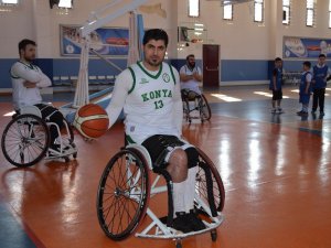 Engelleri aşıp basketbolla hayata tutundular