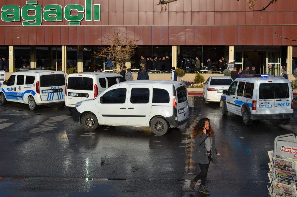 Aksaray’da 3 kişi polis memurunu kurşun yağmuruna tuttu