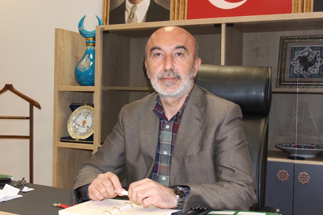 Hasan Angı, "Ders değil, destek şart"