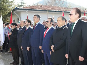 Aksaray Şehitliği'nde tören düzenlendi