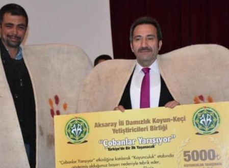 Aksaray’da çobanlar bilgi yarışmasının birincisi Eskil'den