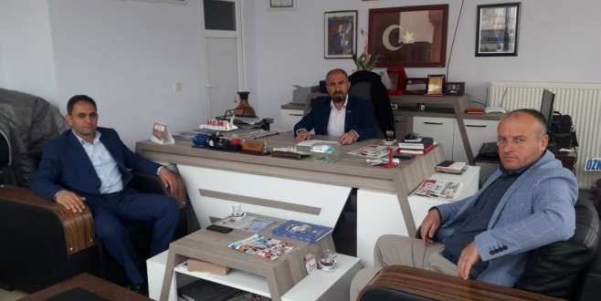 Çiçeği burnunda muhtar Karlıer'den Eskil Gazetesi'ne Ziyaret