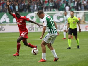 Spor Toto Süper Lig: Atiker Konyaspor: 1 - Demir Grup Sivasspor: 1 (İlk yarı)