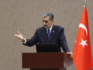 Konuk: “Pancar tarlada büyüdükçe bitkisel üretimi de hayvancılığı da büyütür”