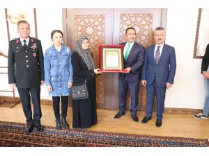 Aksaray’da şehit ailesine Şehadet Belgesi verildi