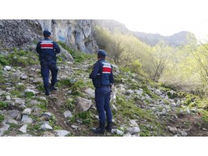 Konya’da ormanlık alanda çıplak erkek cesedi bulundu