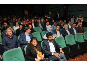 Hayatta Olmaz filminin Akşehir galası yapıldı