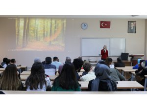 KTO Karatay’da “Bir Hakk Aşığı Ladikli Ahmet Hüdai” söyleşisi