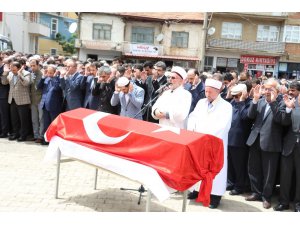 Bıçaklanarak ölen Belediye Başkanı Öztoklu son yolculuğuna uğurlandı