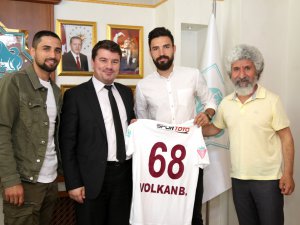 Aksaraylı futbolcular, Başkan Evren Dinçer’i ziyaret etti