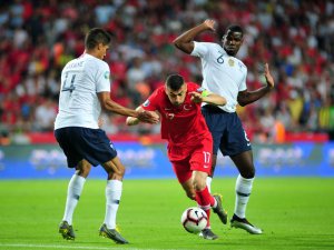 2020 UEFA Avrupa Futbol Şampiyonası Elemeleri: Türkiye: 2 - Fransa: 0 (İlk yarı)