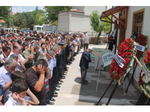 Trabzon İl Jandarma Komutanının babası Konya’da son yolculuğuna uğurlandı