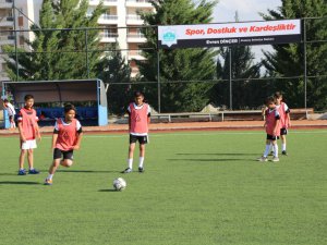 Aksaray Belediyesi yaz spor okulları büyük ilgi görüyor