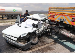 Aksaray'da Otomobil Vince Arkadan Çarptı: 1 Ölü