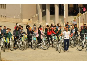 Akşehir’de “Pedalını Kitap İçin Çevir” etkinliği