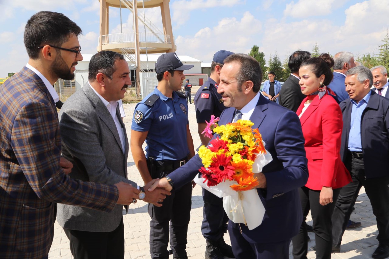 Kökez'de Bir Güzel Açılış! Vali Mantı'dan Eskil Kökez Köyüne ziyaret