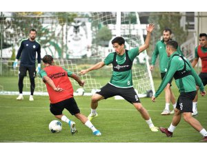 Konyaspor, Eskişehirspor maçı öncesi hazırlıklarını sürdürdü