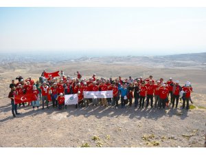 NEÜ öğrenci toplulukları başkanları doğa yürüyüşünde buluştu