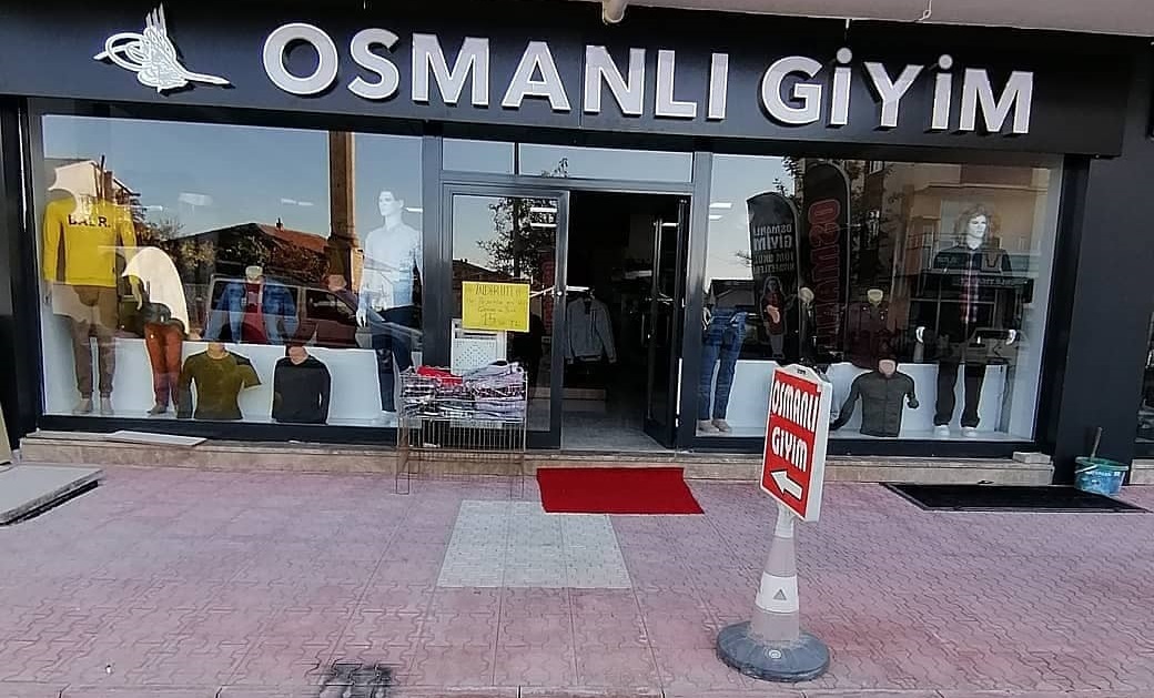 Osmanlı Giyim Yeni Yerinde Hizmette