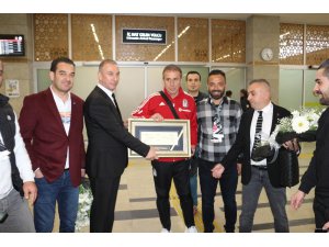 Beşiktaş, Konya’da coşkuyla karşılandı