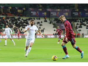 Süper Lig: Konyaspor: 0 - Trabzonspor: 0 (Maç devam ediyor)