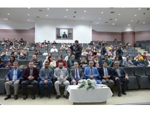 Selçuk’ta "Seyyahlardan ve Selçuklu Matbahından Rehberlere Sesleniş" konferansı