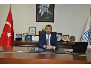 Aziz Hakan Altun: "Bayrak ve İstiklal Marşı, milletçe varlığımızın ve birliğimizin delilidir"