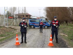 Aksaray’da bir köy korona virüs nedeniyle karantinaya alındı