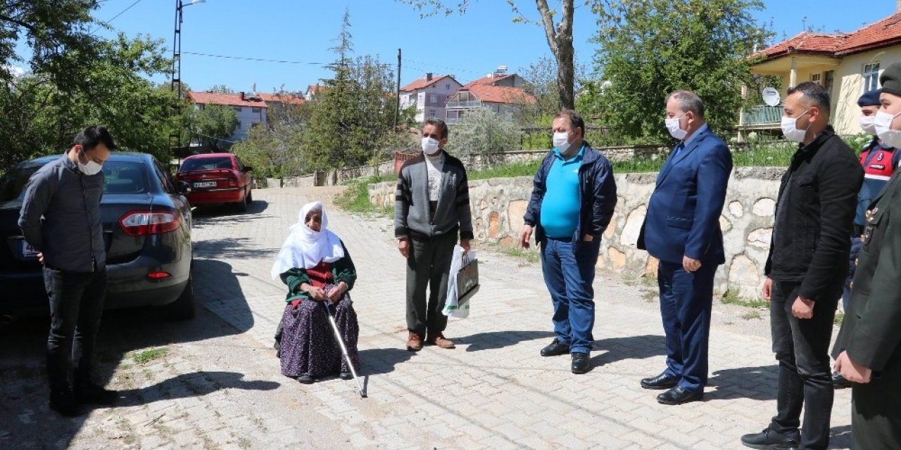 Beyşehir’de şehit anneleri ve asırlık çınlarlar unutulmadı