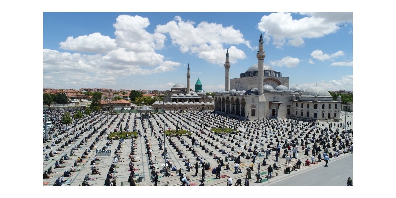 Konya’da normalleşme sürecinin ilk cuma namazı kılındı