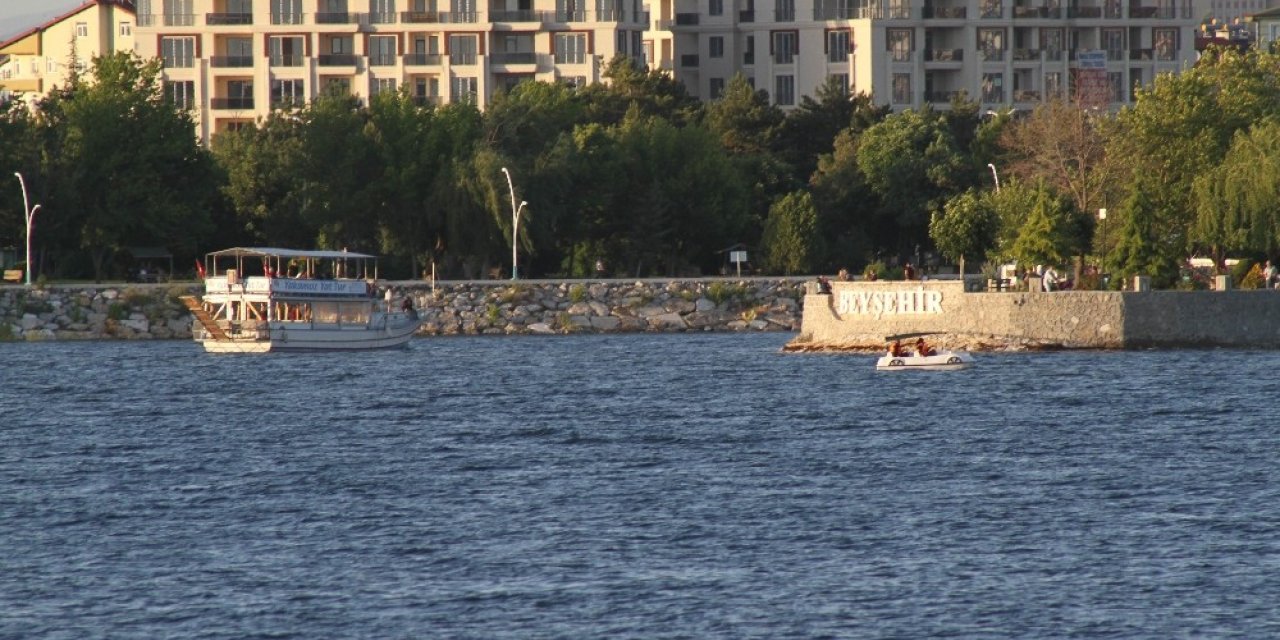 Beyşehir Gölü’nde yat turları da normale döndü