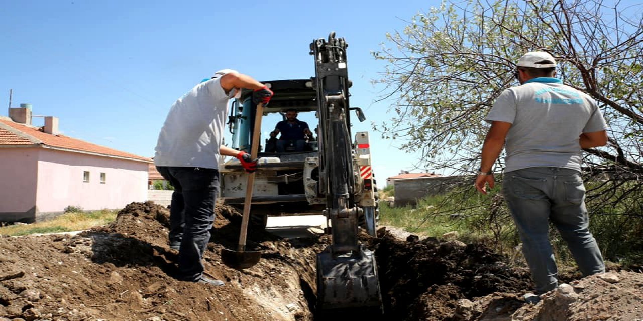 Aksaray’da bazı mahallelere tatlı su hatları yenileniyor