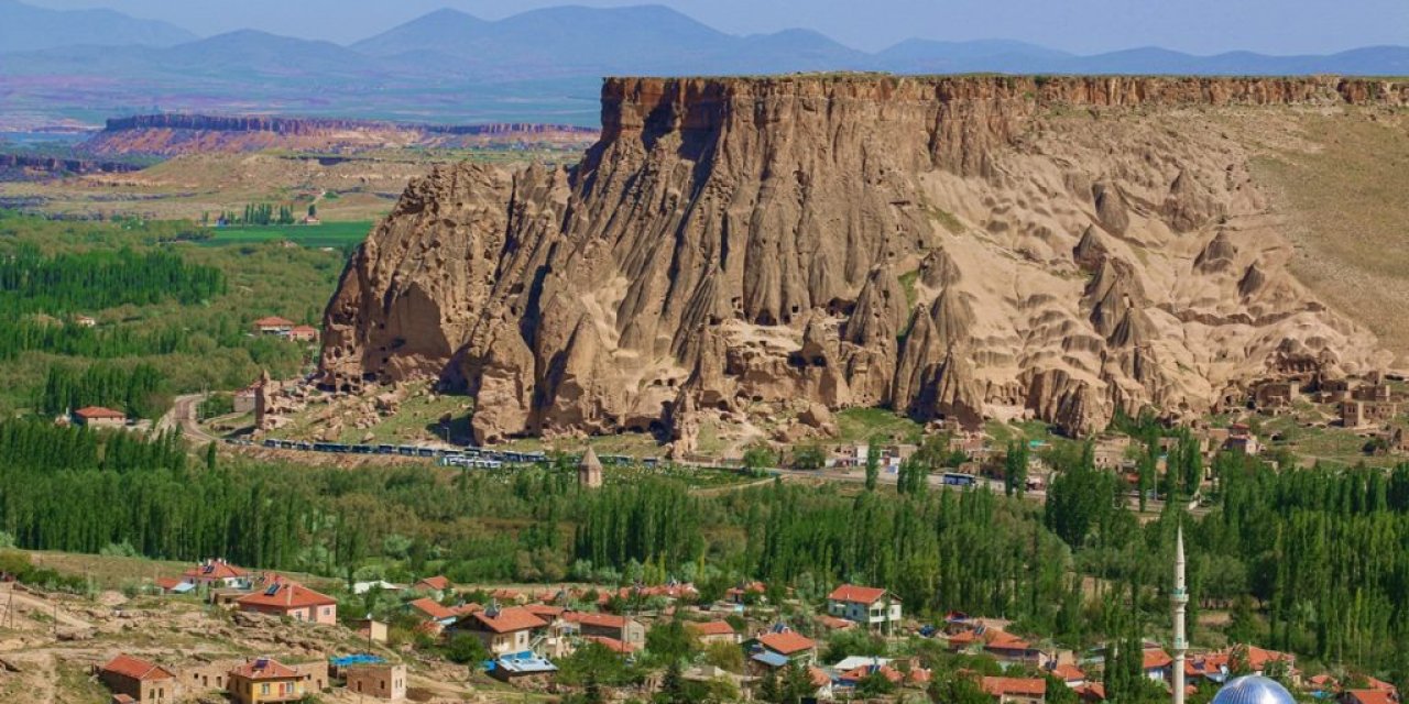 Bir dünya mirası: Selime Peri Bacaları ve Selime Katedralı