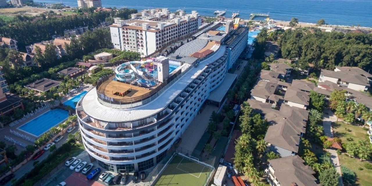 Bera Alanya Otel ‘Yeni Dönemin’ hizmet kalitesini belirliyor