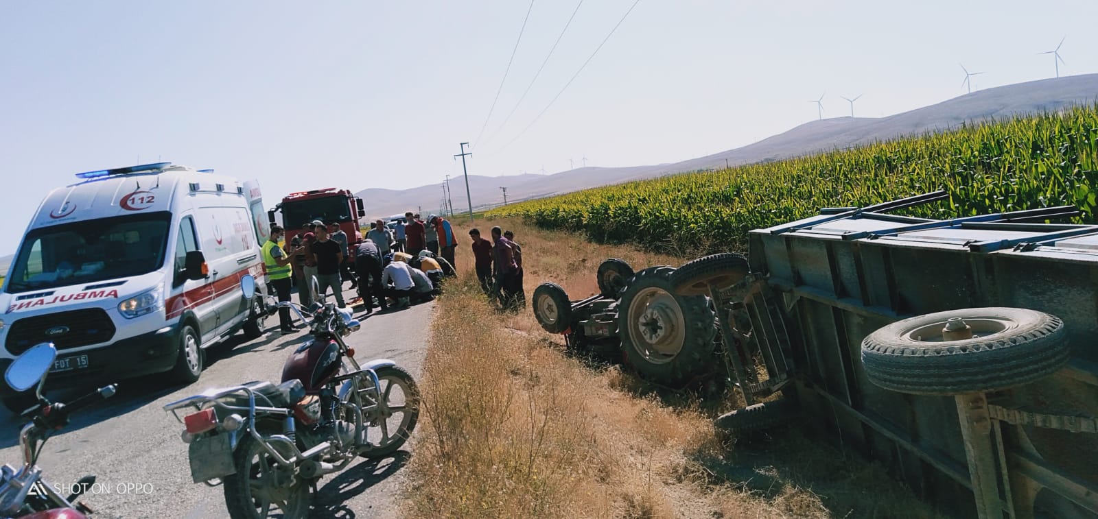 Altınekin'de traktör devrildi: 1 ağır yaralı