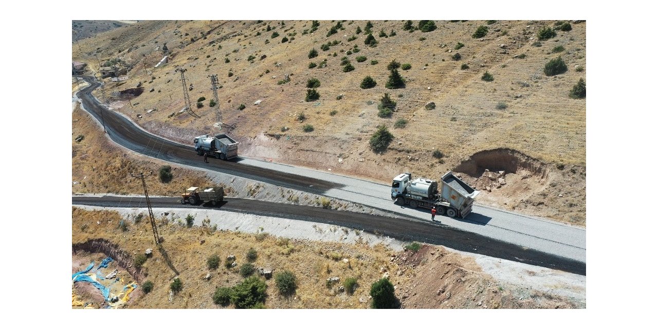 Emirgazi ve Halkapınar’da mahalle yolu ağı genişliyor