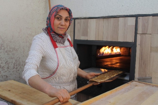 "Zavallı Kadın Yoktur"' Dedi İşçiyken patron oldu!