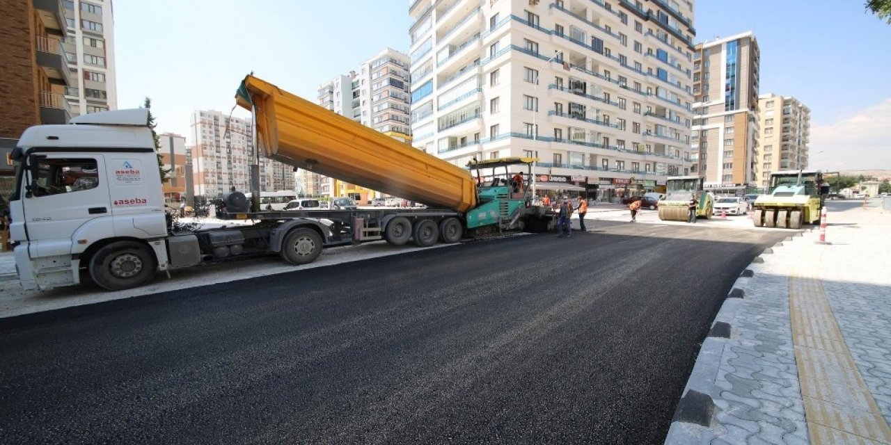 Selçuklu’da asfalt çalışmaları tüm hızıyla sürüyor